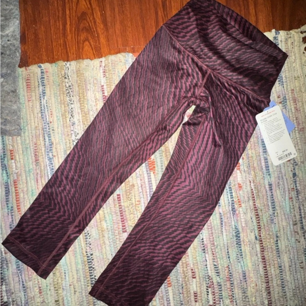 NWT Lululemon wunder under grape 4